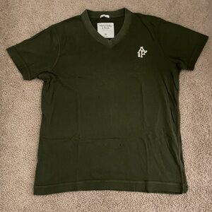Abercrombie & Fitch Men's V-Neck Tee in Olive